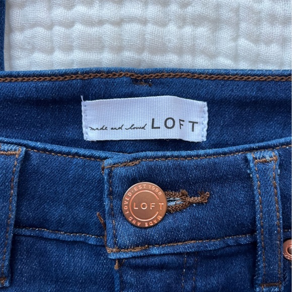 LOFT Curvy High Waist Slim Flare - Picture 5 of 5